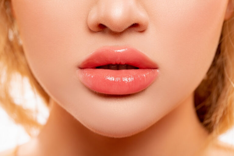 Permanent Lip blush in Delhi